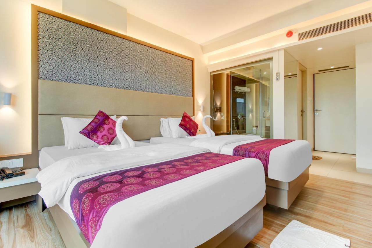 Grand Mookambika Navi Mumbai Exterior photo