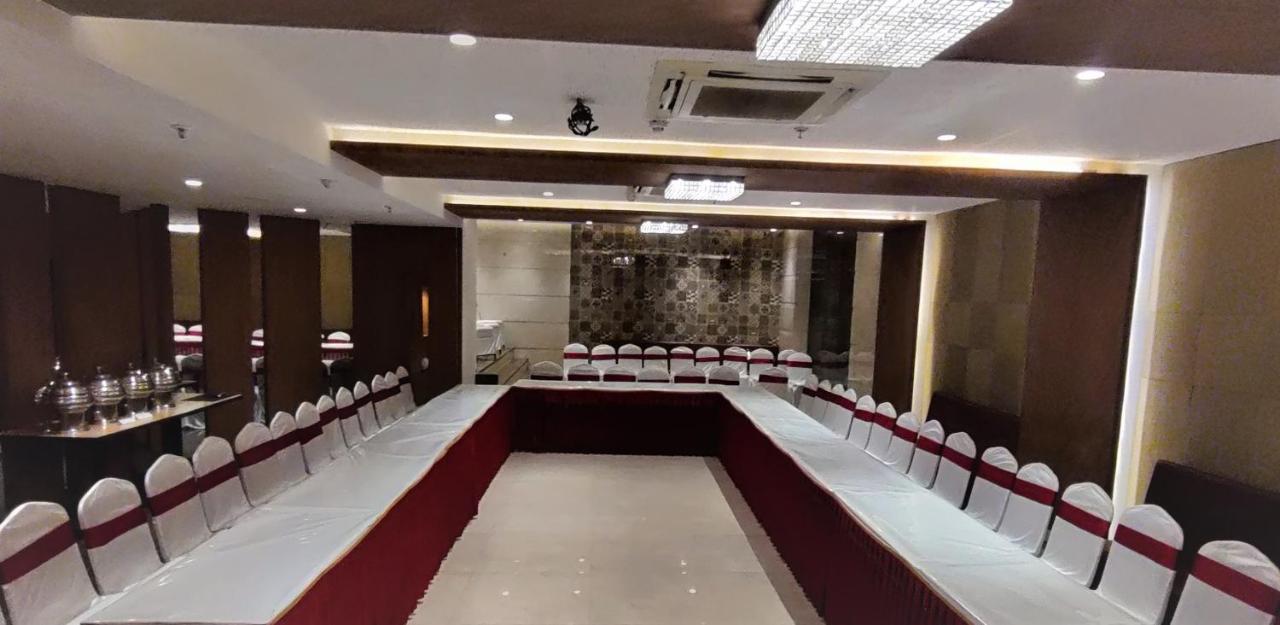 Grand Mookambika Navi Mumbai Exterior photo