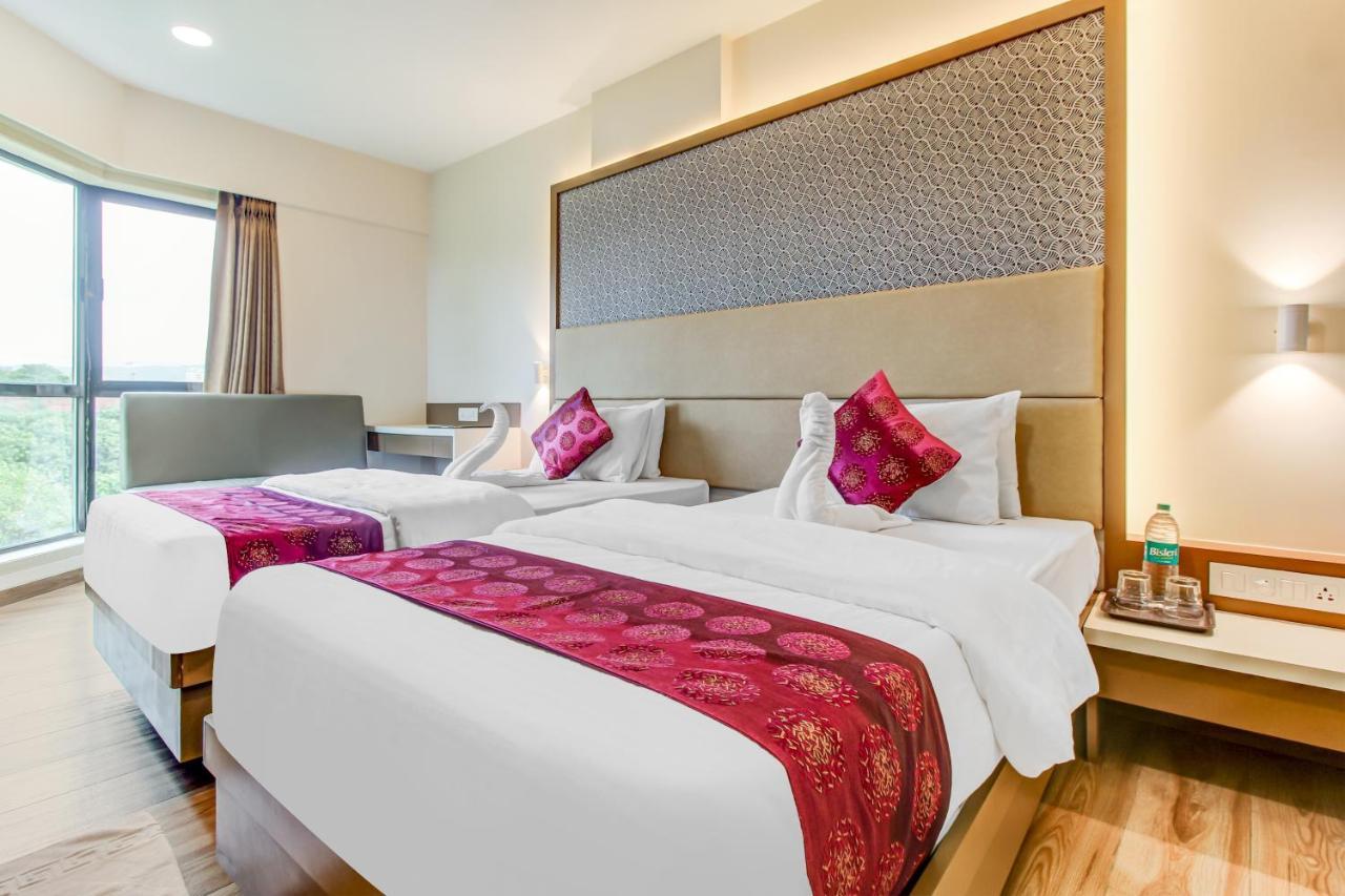 Grand Mookambika Navi Mumbai Exterior photo