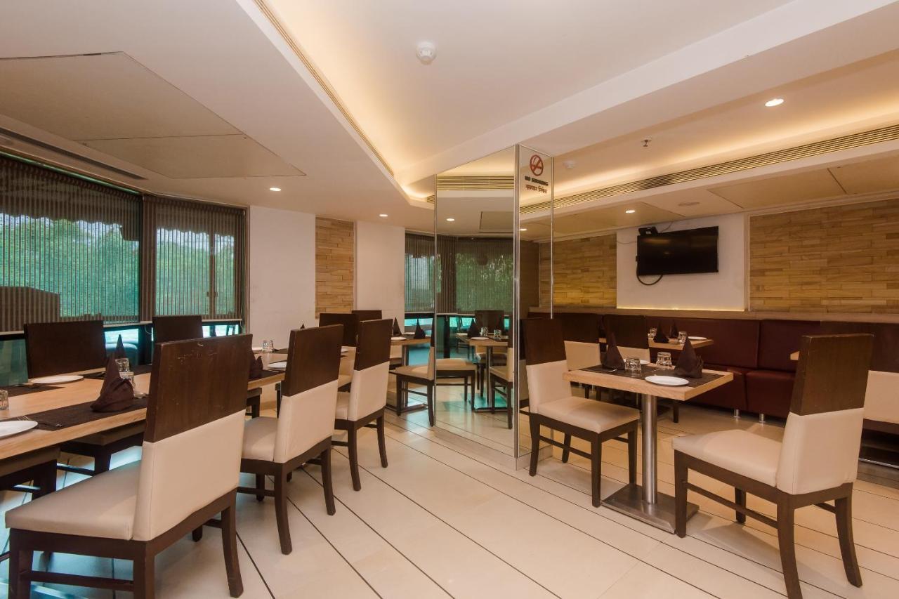 Grand Mookambika Navi Mumbai Exterior photo